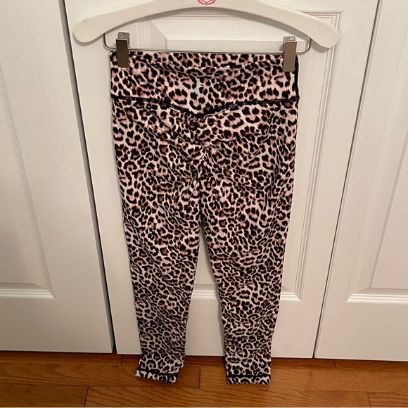 Zyia Leopard Print High Rise Leggings - Picture 3 of 4